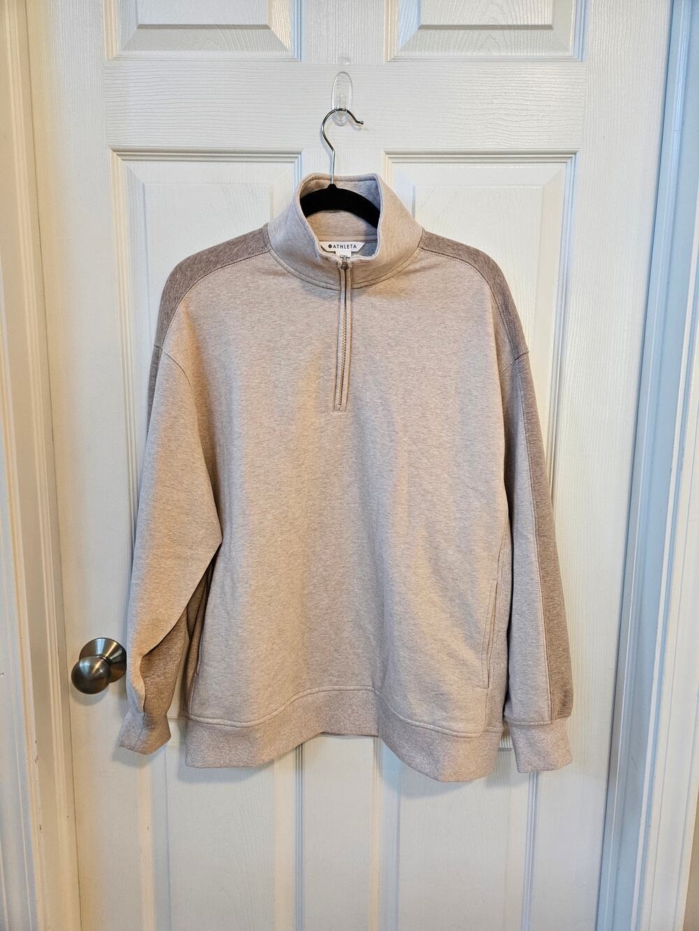 Athleta Women's Medium Oversized Quarter Zip Sweatshirt Pullover Beige Fleece